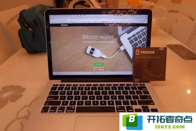TREZOR硬件钱包详细开箱评测与完整使用指南（图文版）
